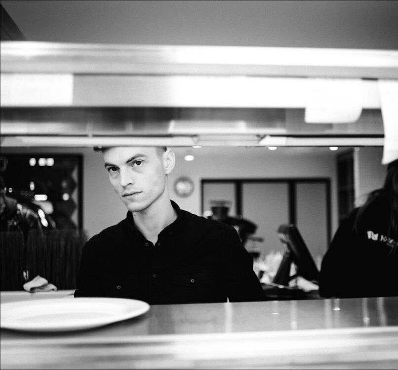 ���������� �����-���������, ���� ������� Hunter, 32 ����, ������������ ��� ������, ����� � ���������, c�������� ���������