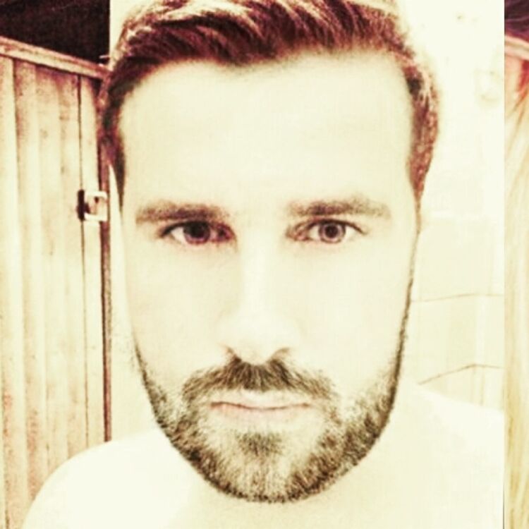  ,   Igor, 33 ,   