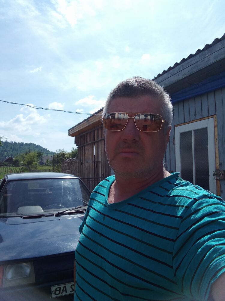  29970475  , 52 ,    