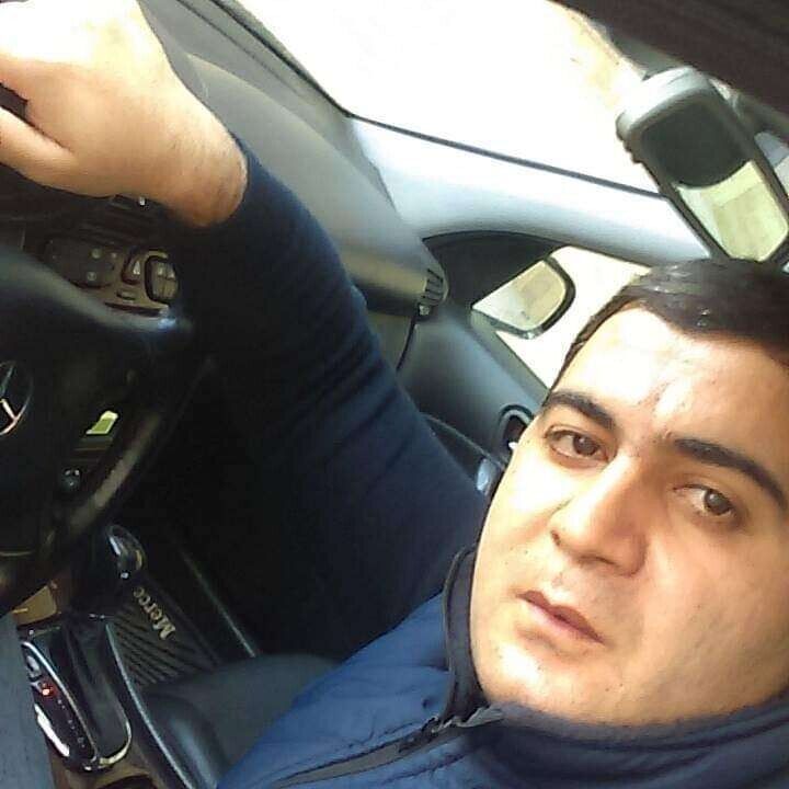  22220275  Araz, 39 ,    