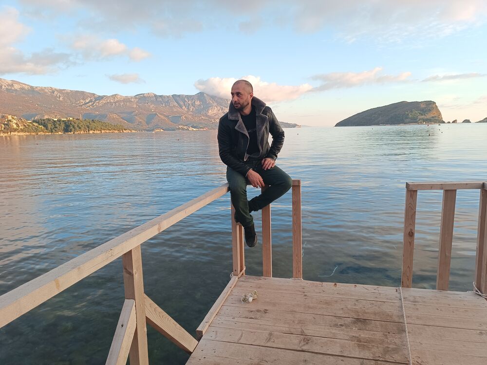  48460665  Mensur, 36 ,    Podgorica