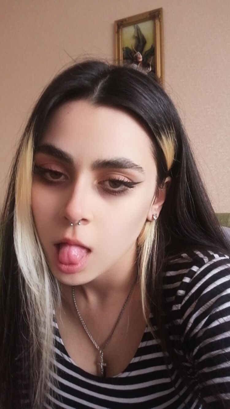  28712445  , 25 ,    