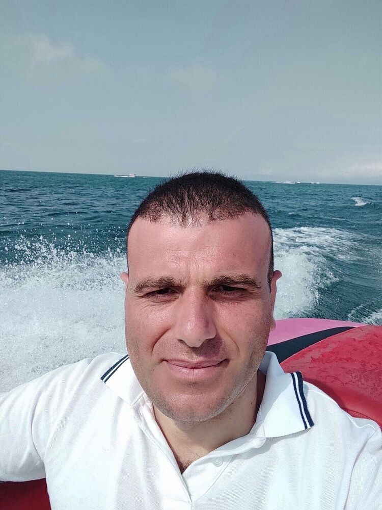  45114795  Tiko, 40 ,    