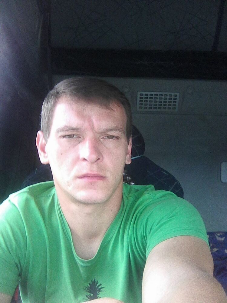  12305335  Aleks, 39 ,    