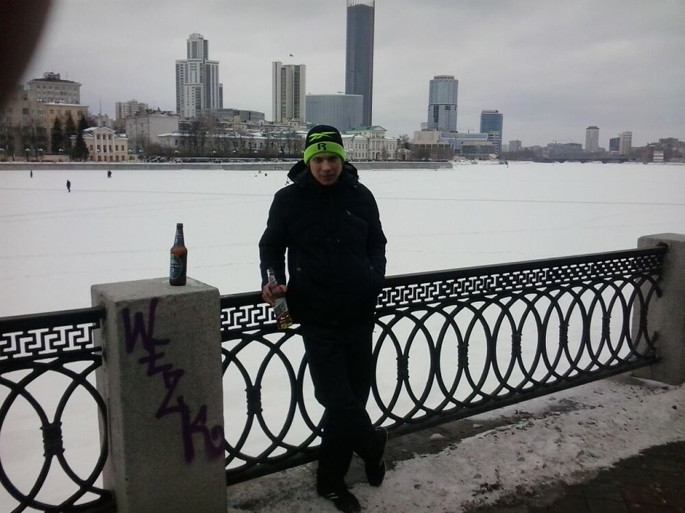  6184295  Kasper, 30 ,    