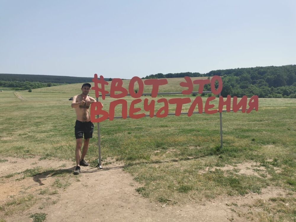  28403745  , 33 ,    