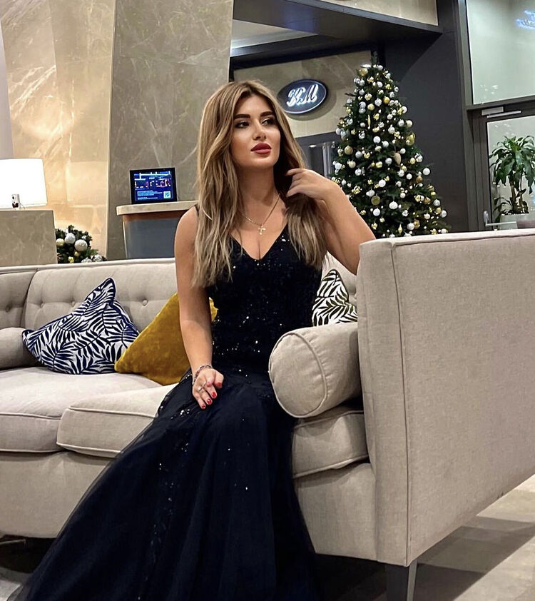  --,   , 26 ,  