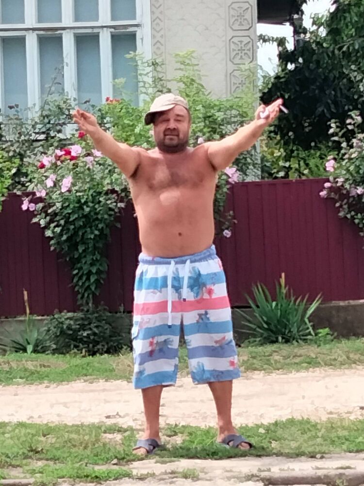  ,   Victor, 48 ,   ,   , c 