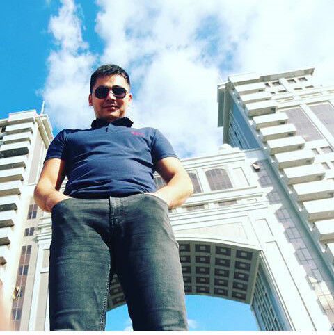  17163295  Skm, 33 ,    