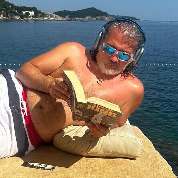  45452145  Burak, 57 ,    