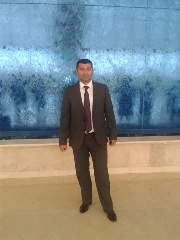  4740745  Eli, 43 ,    