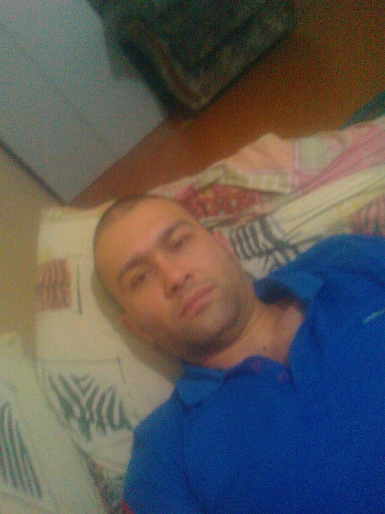  ,   Timur, 42 ,   ,   , c 