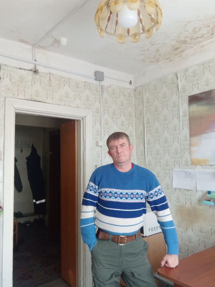  ,   Alexey, 45 ,   c 