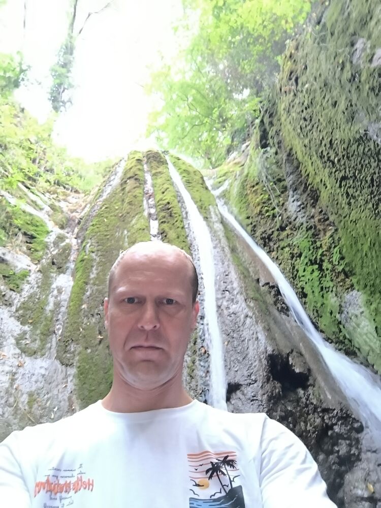  52914915  , 38 ,    