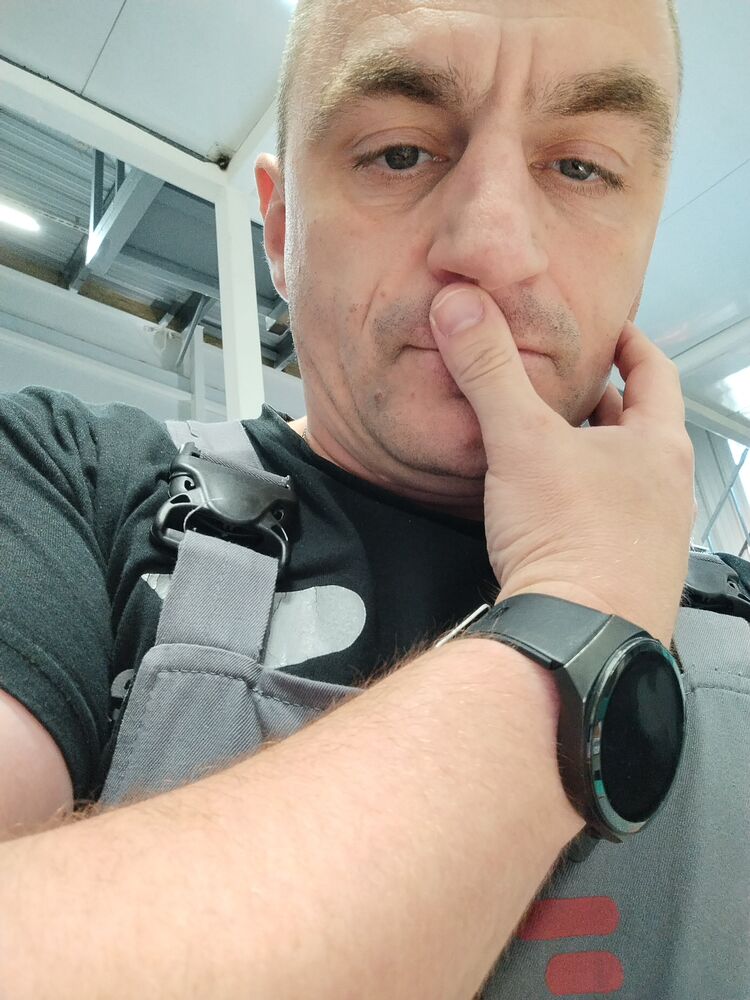  44283215  Anjei, 41 ,    