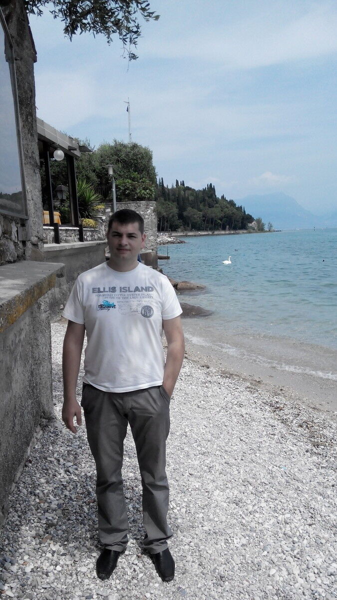 6621165  Andrei, 38 ,    