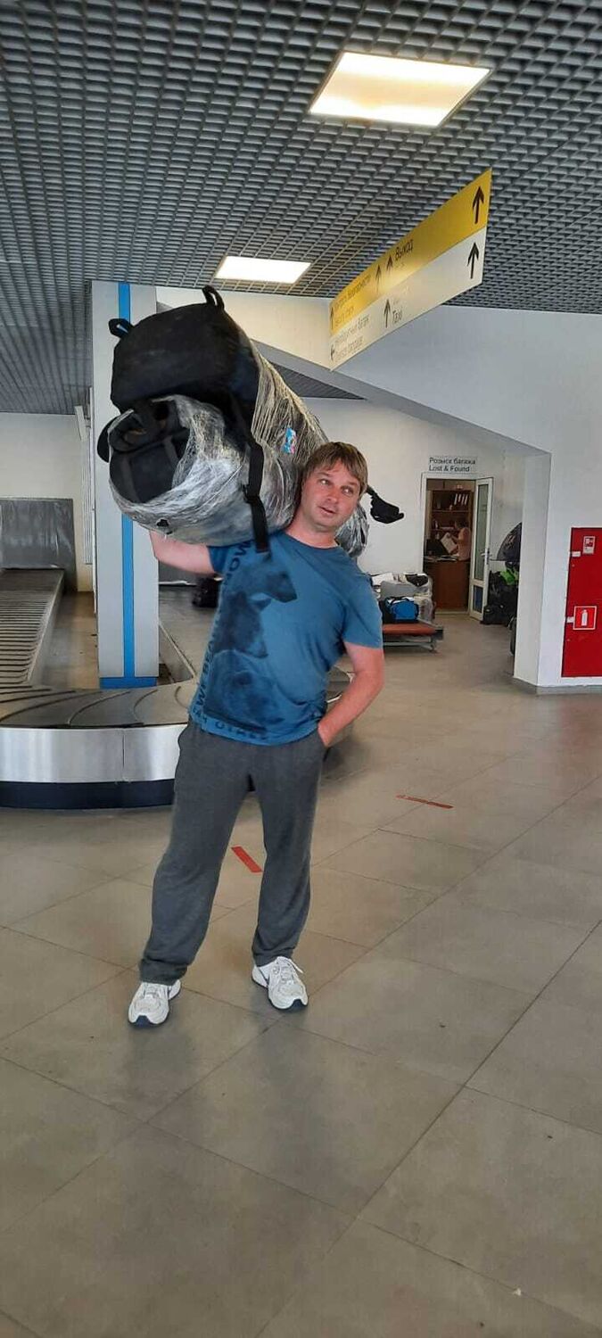  ,   Aleks Alba, 37 ,   c 