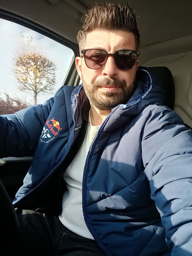  ,   Kadir, 36 ,   ,   
