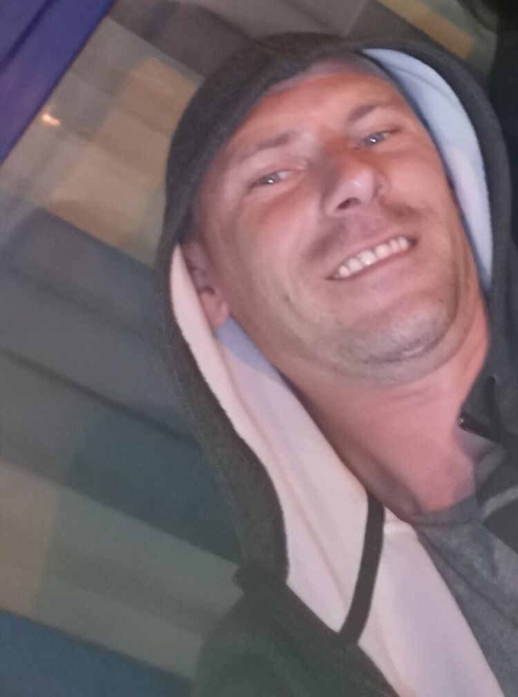  21034255  , 39 ,    