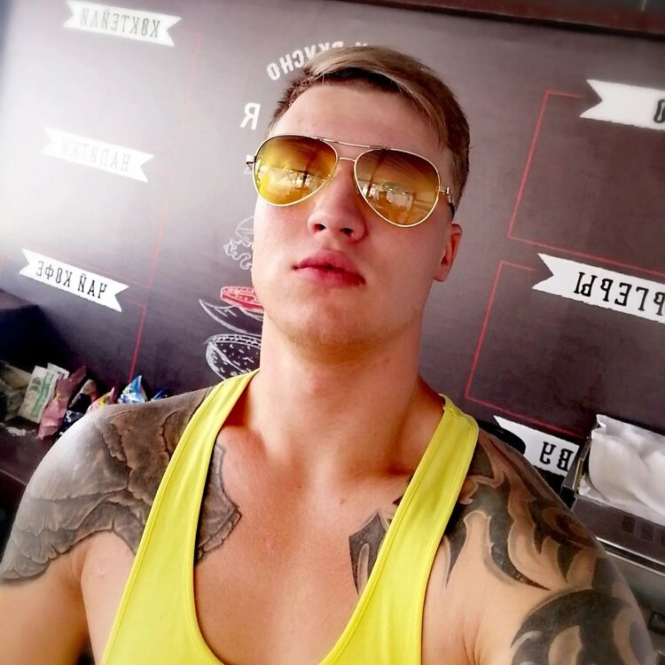  ,   Nikolas, 28 ,   ,   , c 