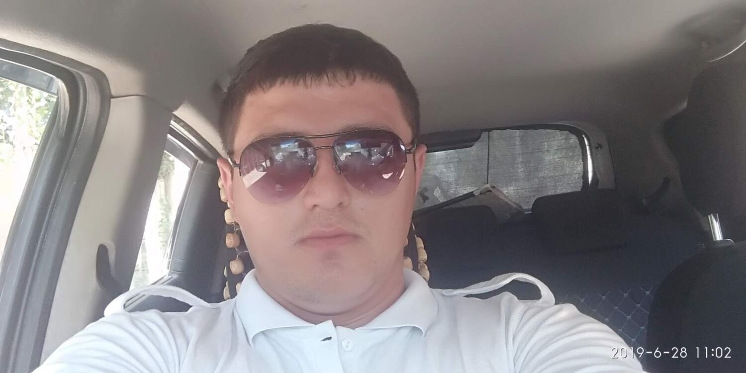  27148065  Gafur, 35 ,    