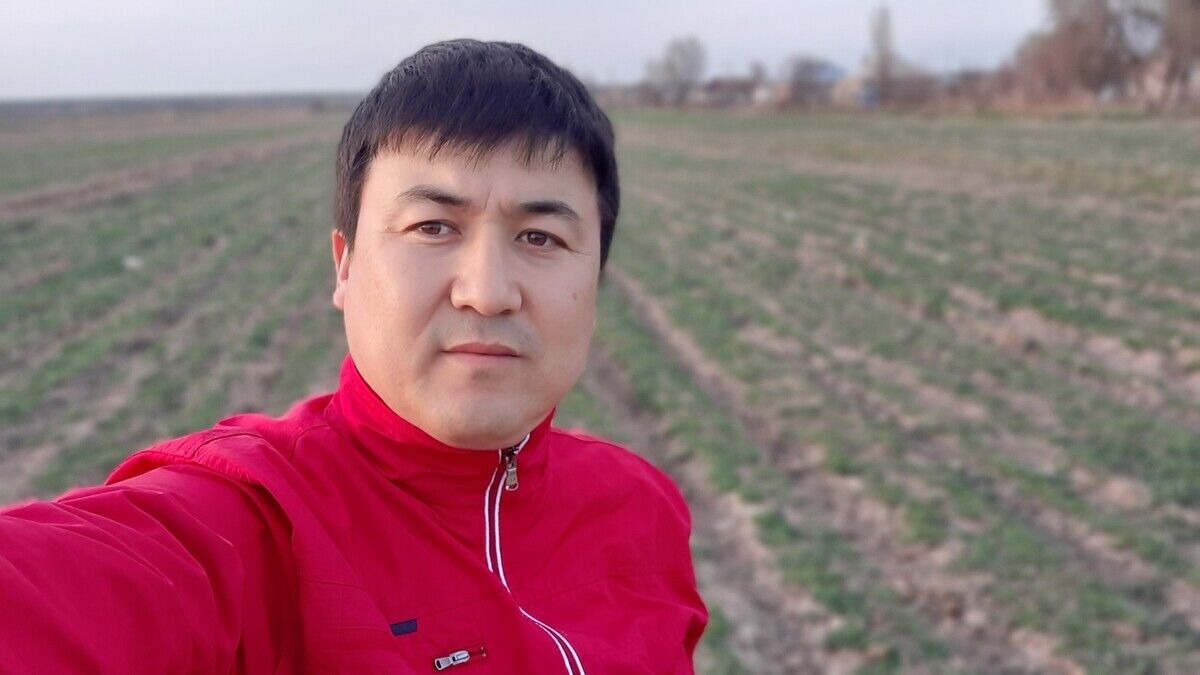  ,   Rustem, 37 ,   ,   , c 