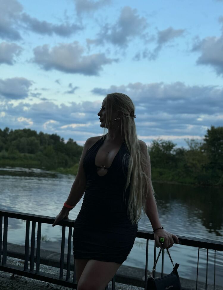  Maranello,   Marta, 37 ,   ,   , c 
