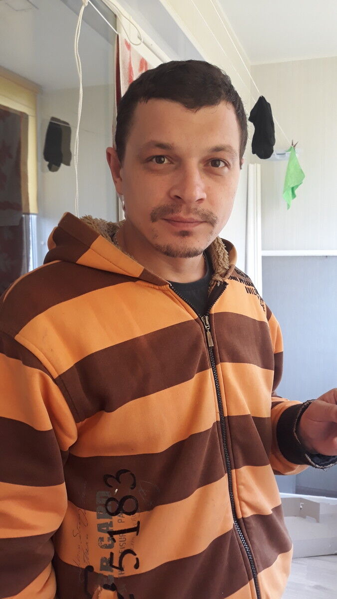  ,   Gayduk, 38 ,   ,   , c 