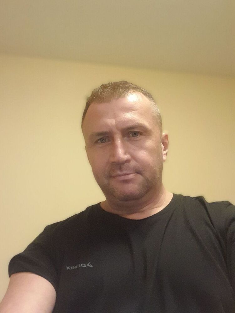  43072795  , 52 ,    