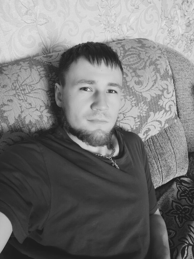  -,   Pavel, 25 ,   ,   , c 