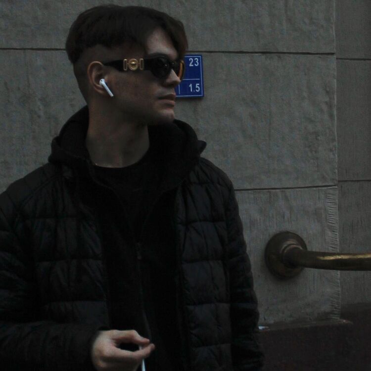  50592565  , 22 ,    -