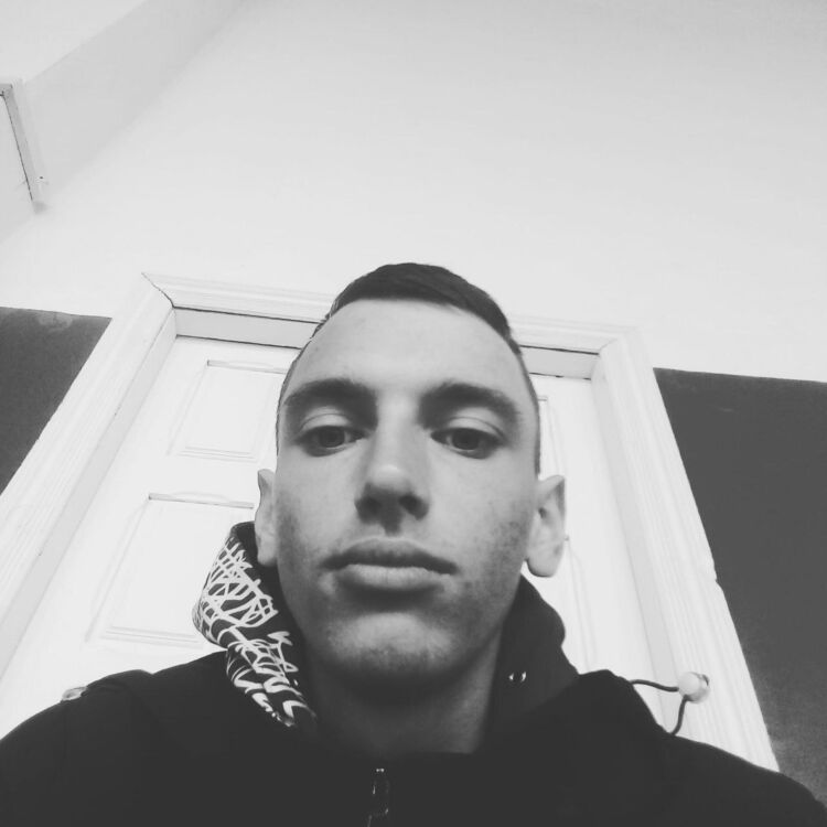  48173655  , 21 ,    