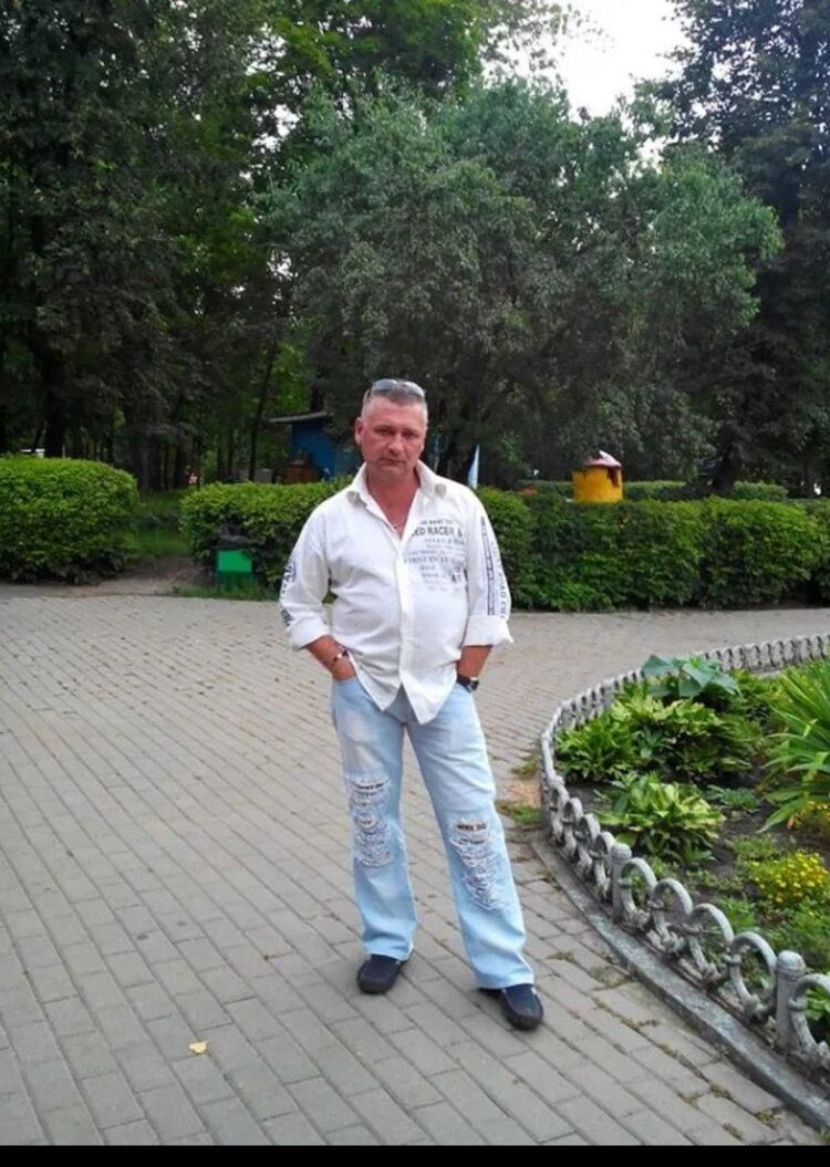  54320375  Arthur, 55 ,    