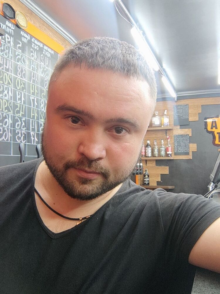  ,   Volodymyr, 34 ,   ,   