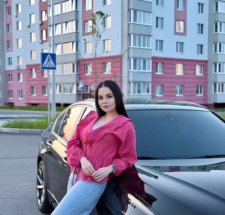  54640715  MaDaM, 23 ,    