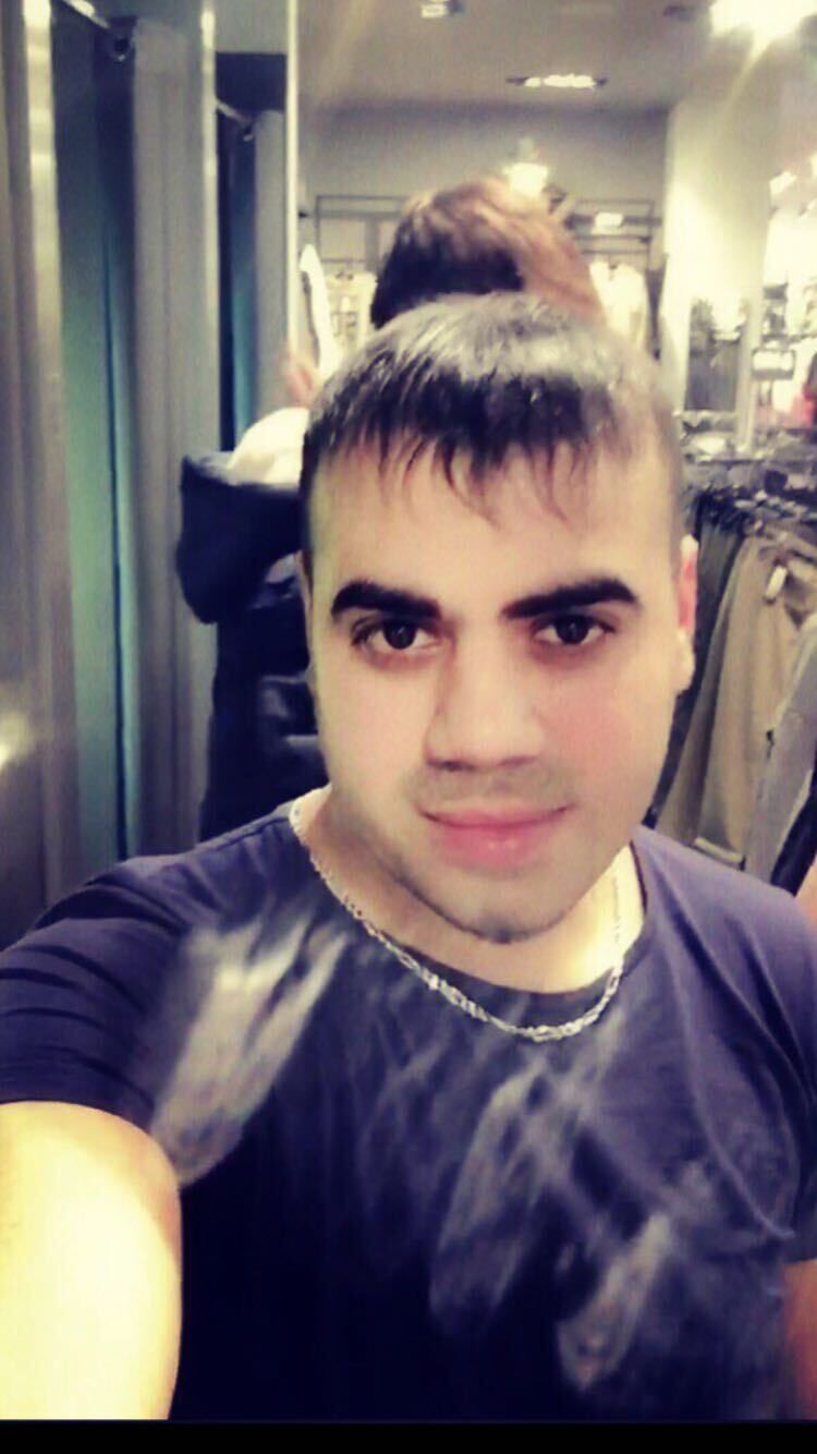  ,   Salim, 33 ,   ,   