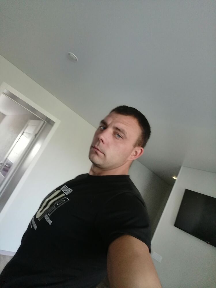  ,   Oleg, 31 ,   ,   