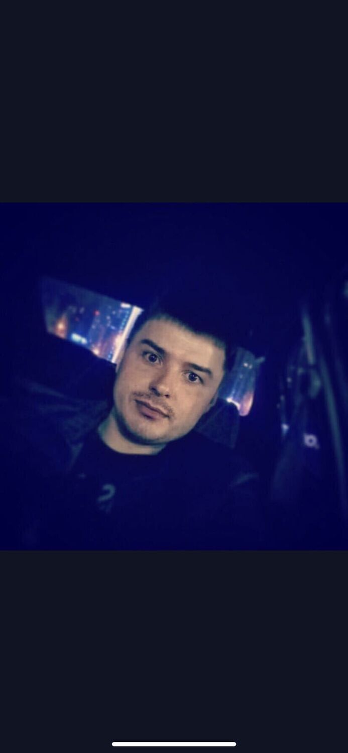  ,   Tony, 32 ,   ,   , 