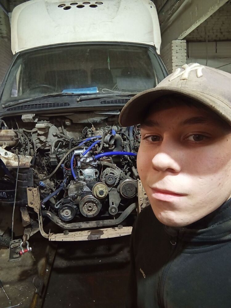  52746195  , 18 ,    