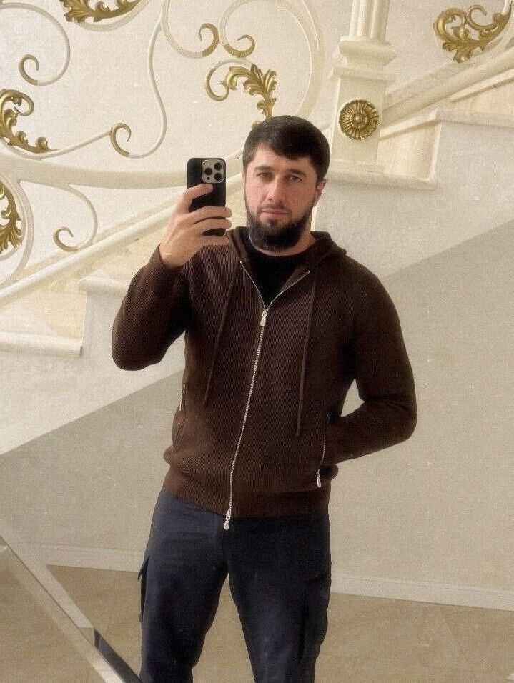  53788695  , 31 ,    