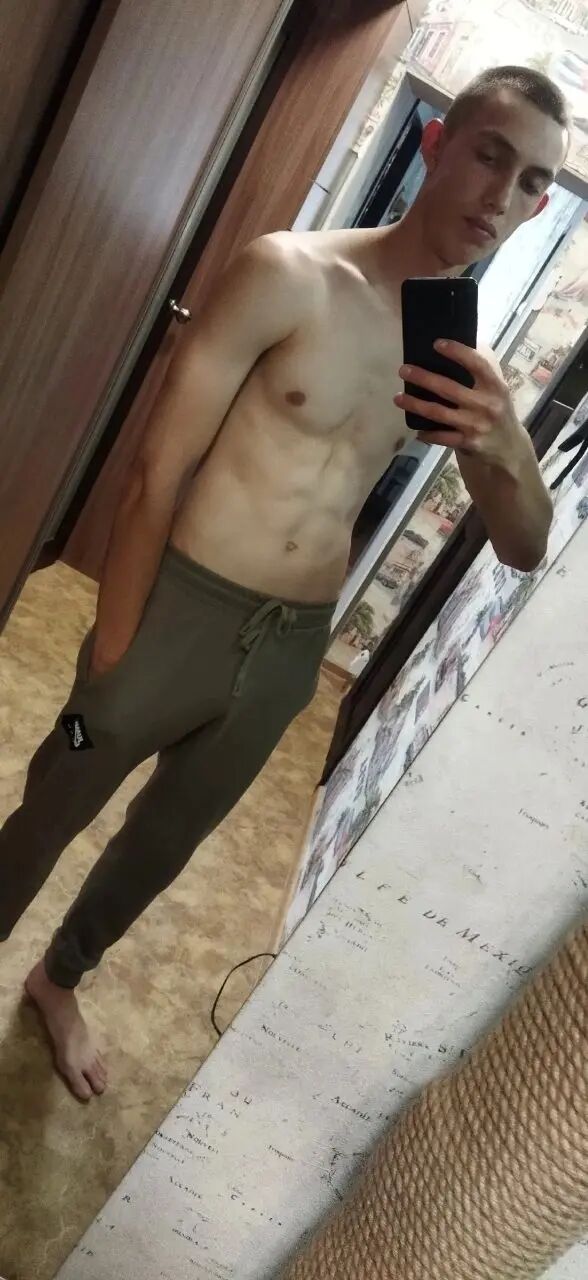  52821575  , 25 ,    