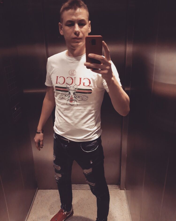  ,   Oleg, 35 ,   , 