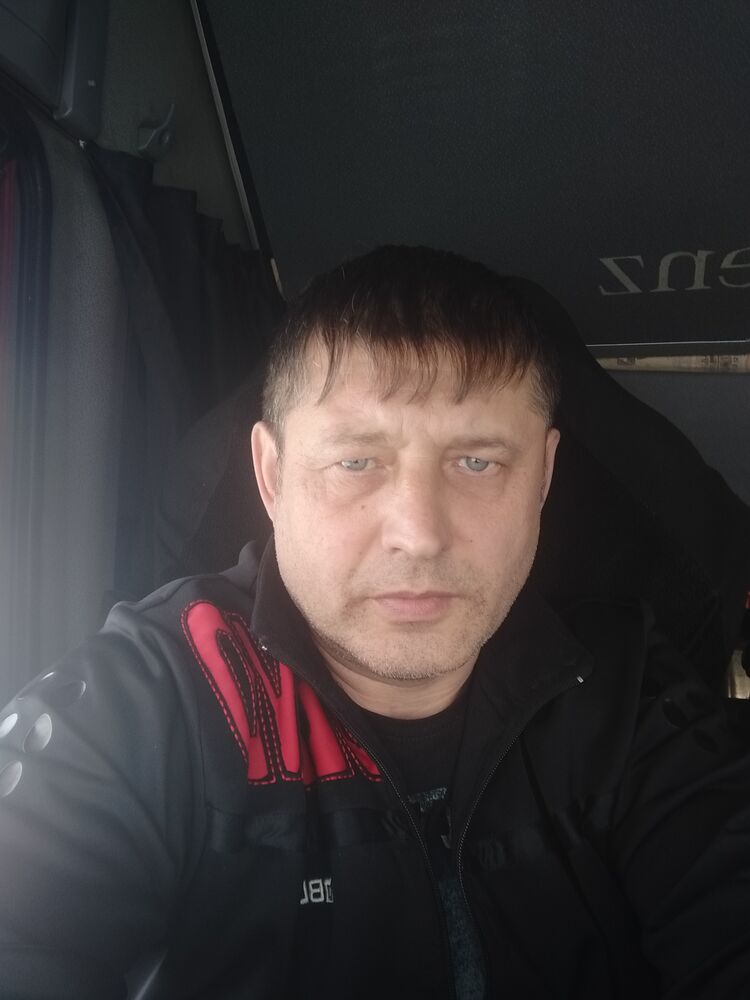  35606135  , 49 ,    