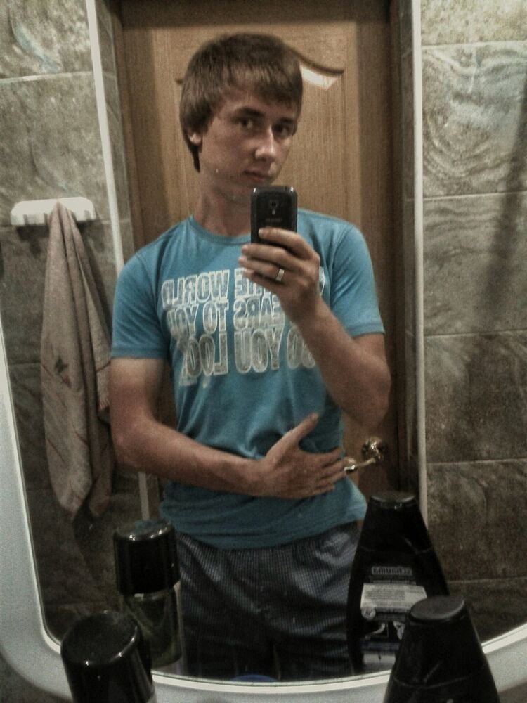  9762475  Tutlarsen, 31 ,    