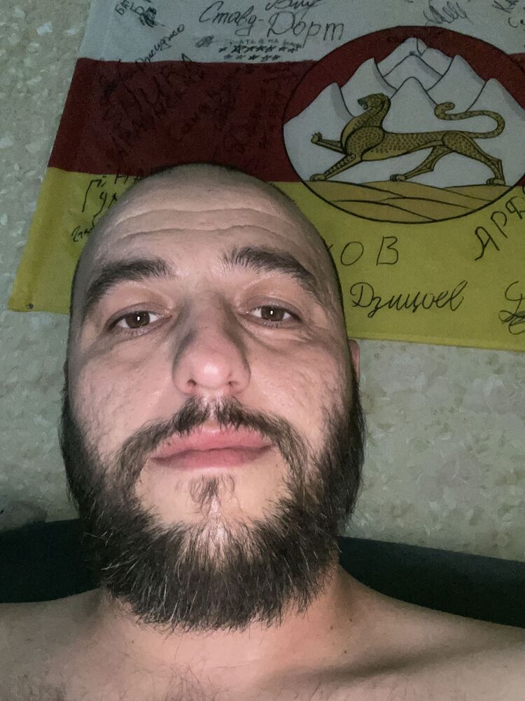  44606585  , 34 ,    