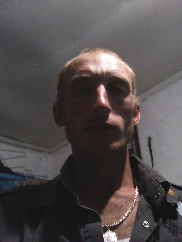  9867205  , 38 ,     