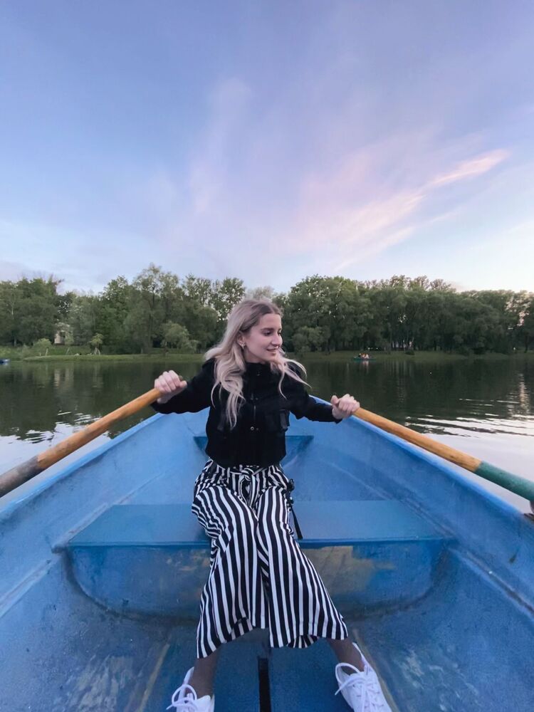  27337165  , 26 ,    -