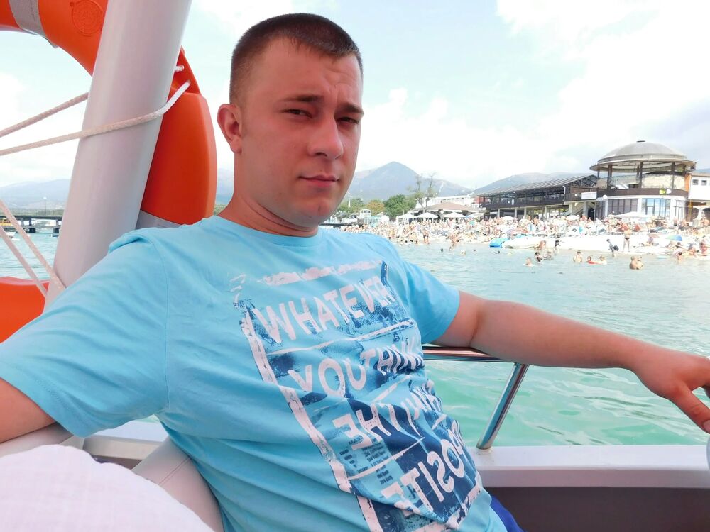  29853365  Andrey, 40 ,    