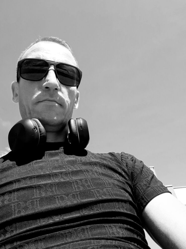 ���������� �����-���������, ���� ������� Maksim, 44 ����, ������������ 