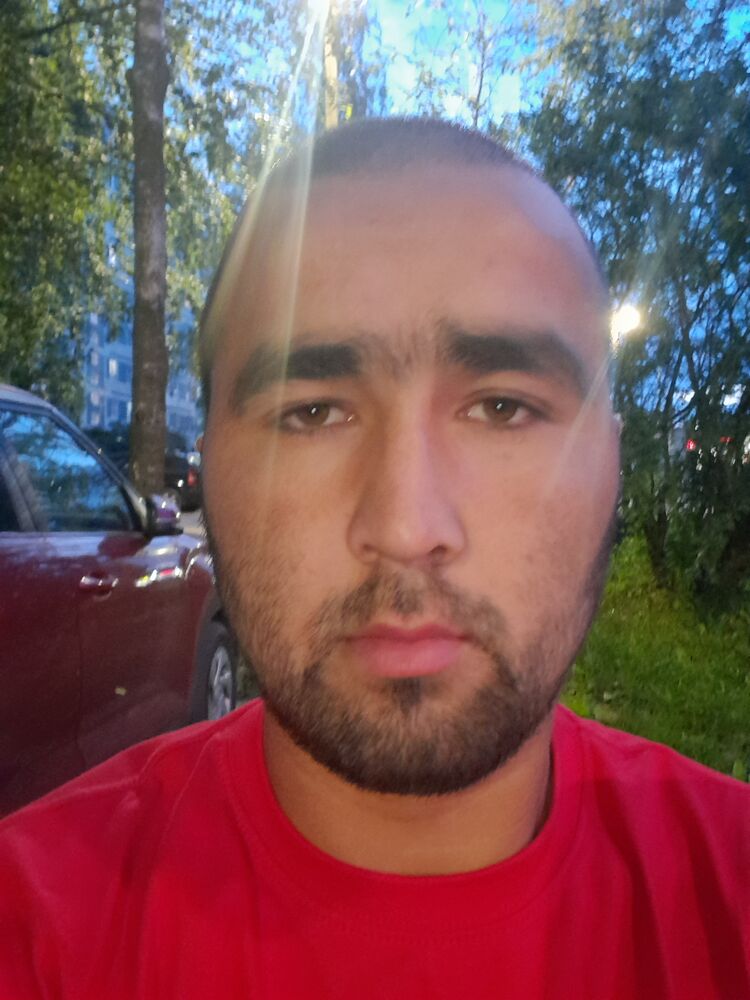  45136325  Muxtorjon, 23 ,    